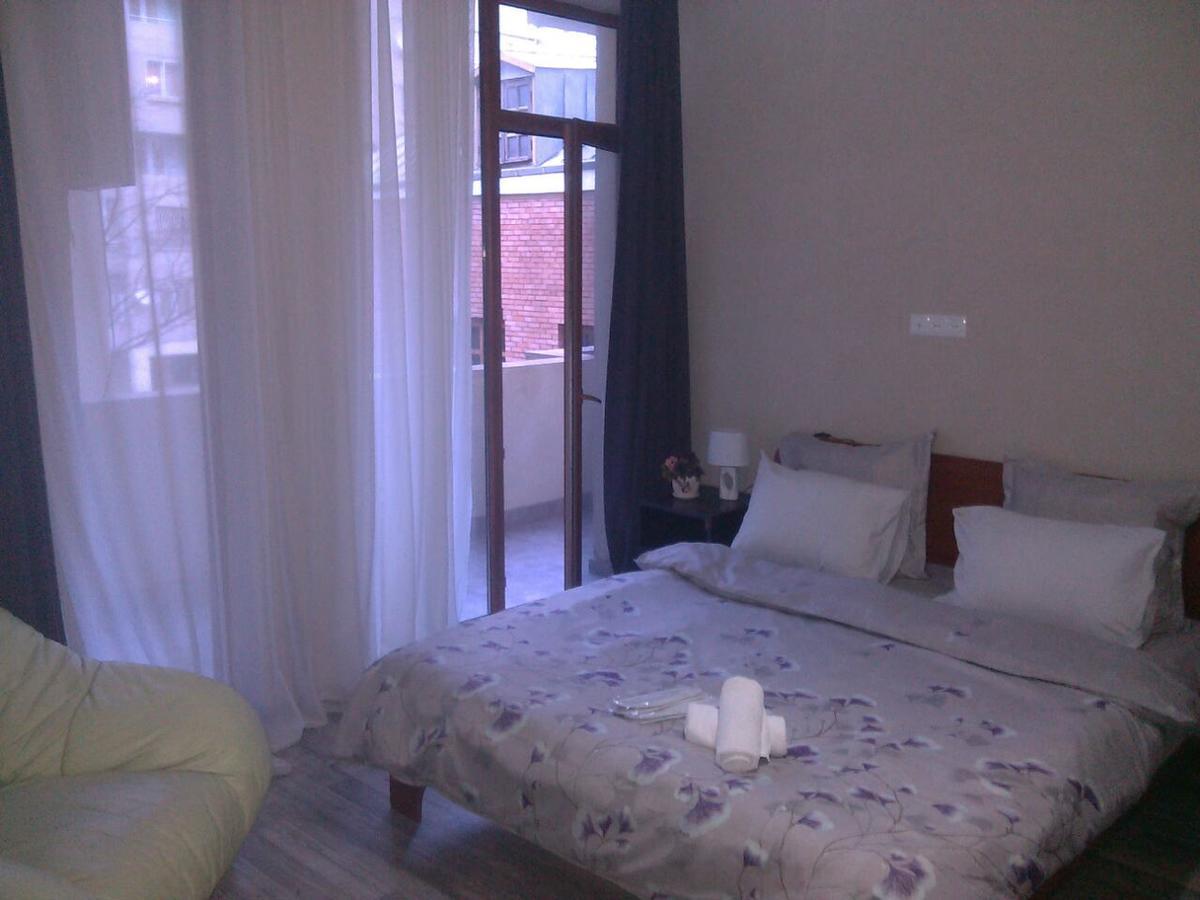 Cozy Apartment Tiflis Exterior foto